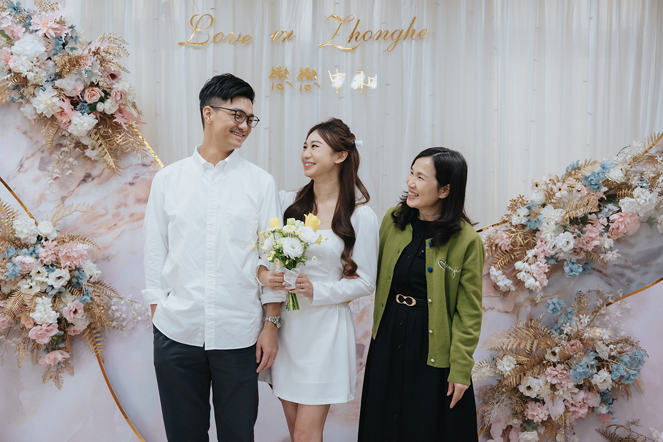 [結婚登記] Pinno＆Emma 登記日@中和戶政事務所