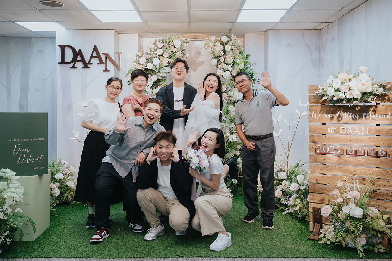 [結婚登記] Henry＆Zhong 登記日@大安戶政事務所